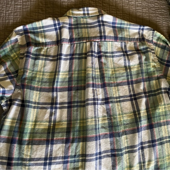 Vineyard vines whale shirt - Picture 5 of 6